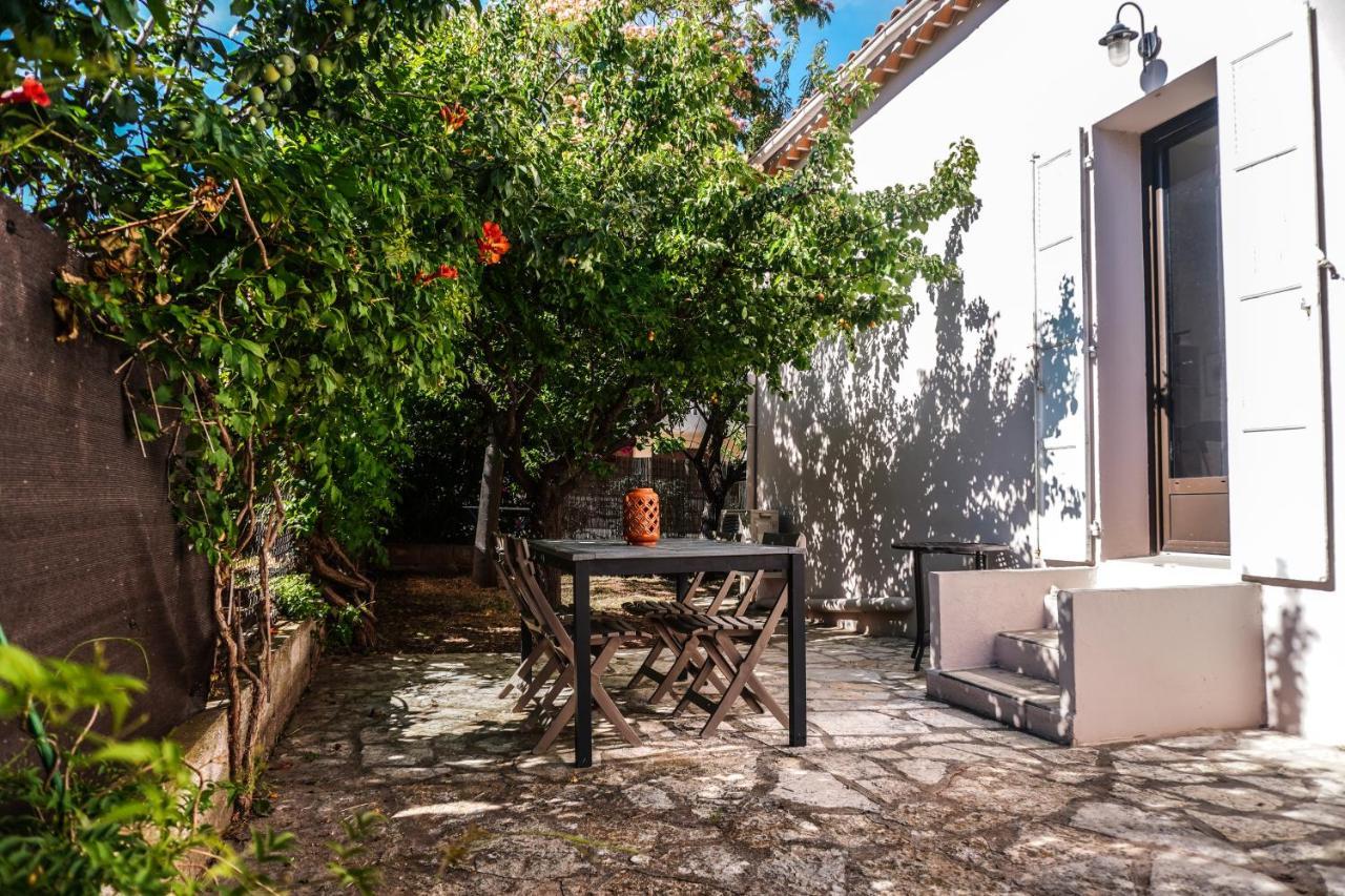 Le Galli En Plein Coeur De Sanary ภายนอก รูปภาพ